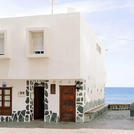 Mirador Del Atlantico El Medano (Tenerife)